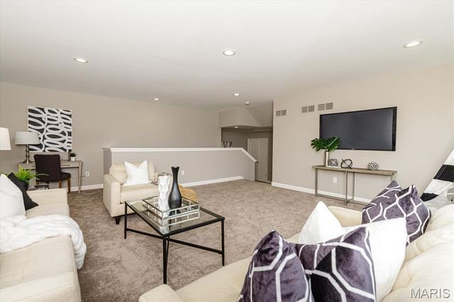 1 TBB Wyndham @ Wyndemere Addition, St Louis, MO 63131