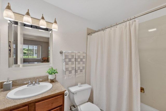 41 Grandview Street 1101, Santa Cruz, CA 95060