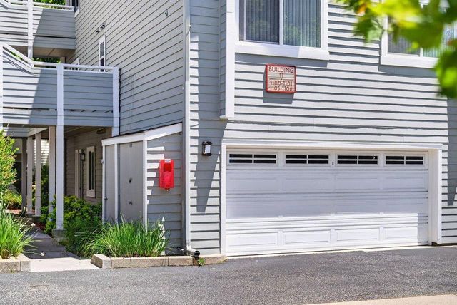 41 Grandview Street 1101, Santa Cruz, CA 95060