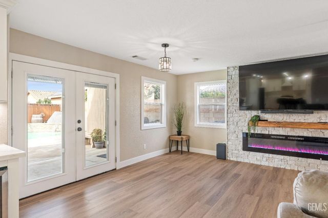 799 Moscato Street, Mcfarland, CA 93250