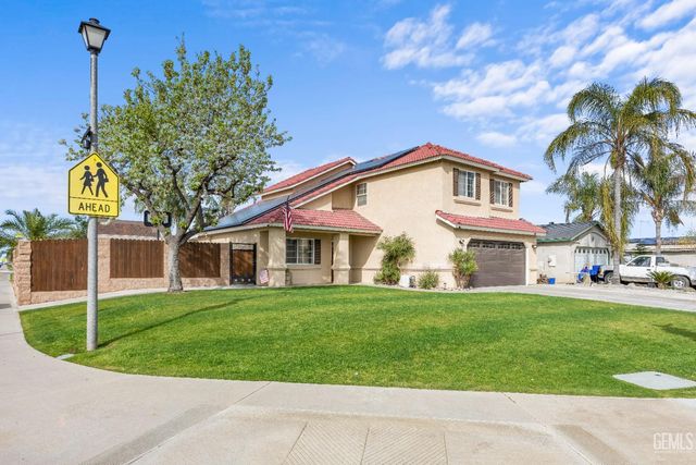 799 Moscato Street, Mcfarland, CA 93250
