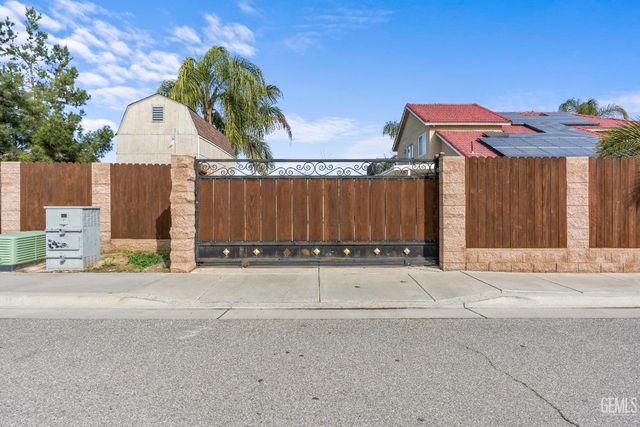 799 Moscato Street, Mcfarland, CA 93250