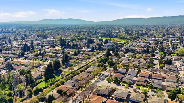 504 Hawthorn Avenue, Sunnyvale, CA 94086