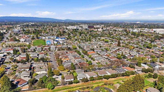 504 Hawthorn Avenue, Sunnyvale, CA 94086