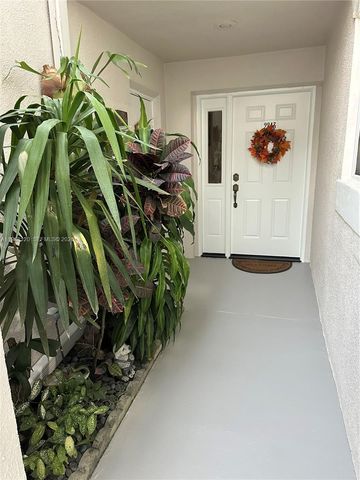 2243 SE 27th Dr 103-D, Homestead, FL 33035