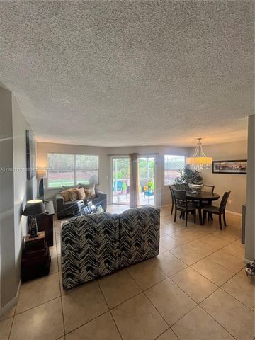 2243 SE 27th Dr 103-D, Homestead, FL 33035