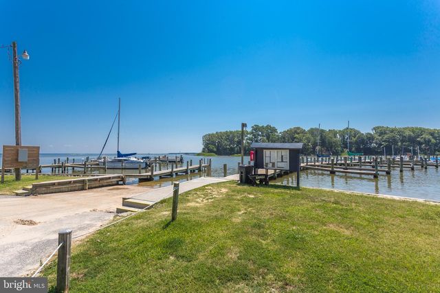 45 CLUB CT, Montross, VA 22520