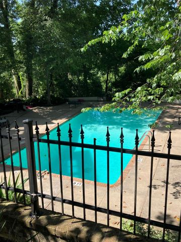 33 River Hollow Lane, Houston, TX 77027