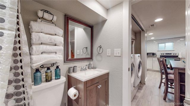 2881 W 65th Avenue, Denver, CO 80221