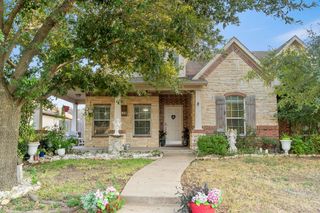 104 Harvest Hill Lane, Red Oak, TX 75154