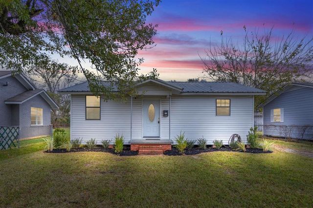 2206 Creole Street, Lake Charles, LA 70601