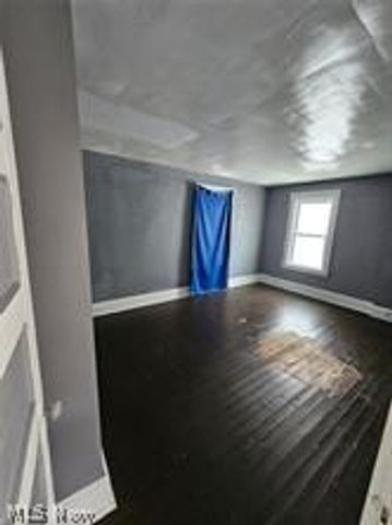 1947 Manhattan Avenue, Youngstown, OH 44509