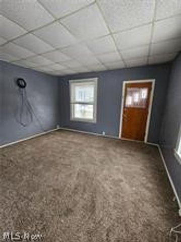 1947 Manhattan Avenue, Youngstown, OH 44509