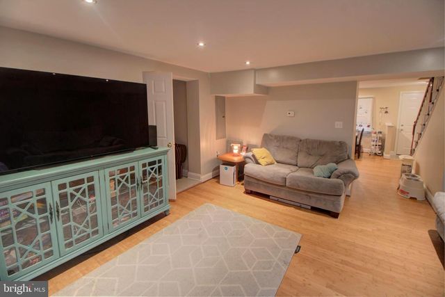 401 BIGLEY, Baltimore, MD 21227