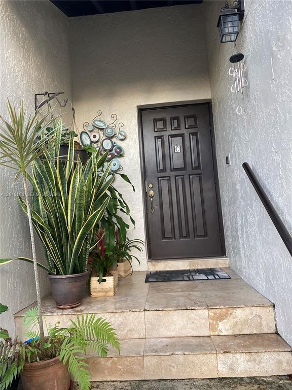 4875 SW 152nd Place C96, Miami, FL 33185