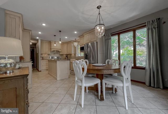 23734 KINGSTON CREEK RD, California, MD 20619