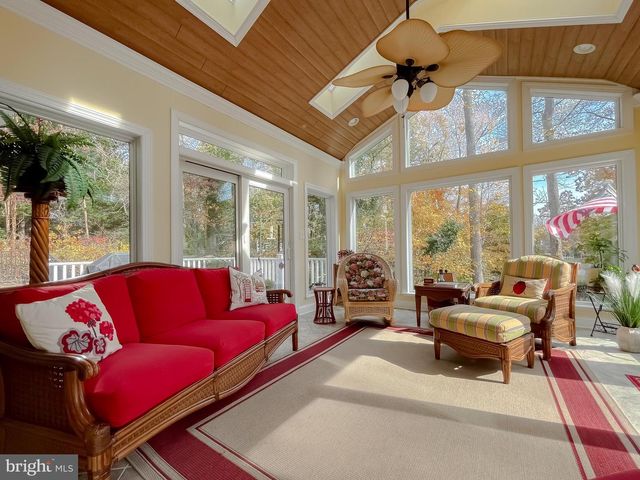 23734 KINGSTON CREEK RD, California, MD 20619