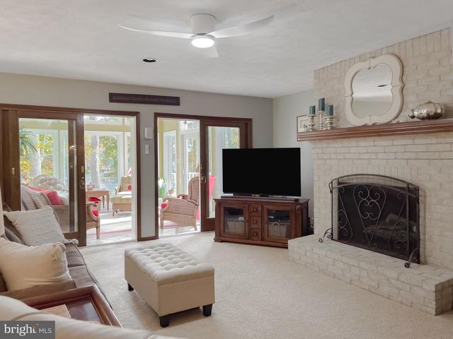 23734 KINGSTON CREEK RD, California, MD 20619