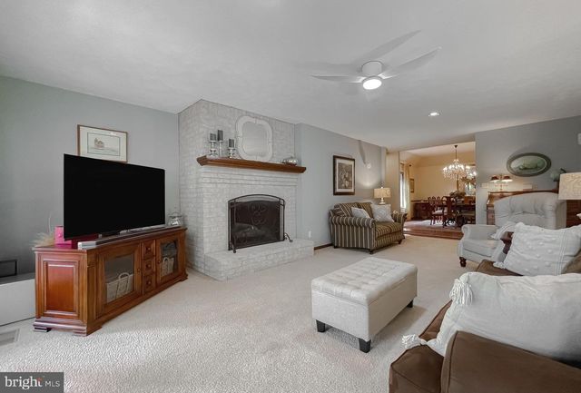 23734 KINGSTON CREEK RD, California, MD 20619