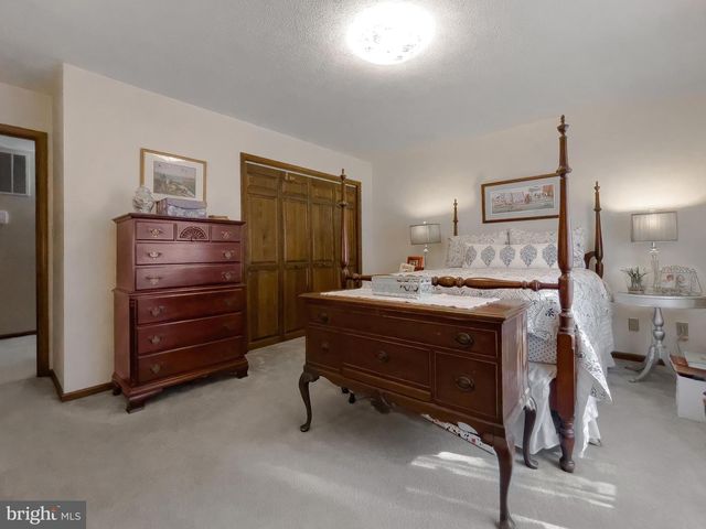 23734 KINGSTON CREEK RD, California, MD 20619