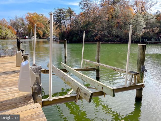 23734 KINGSTON CREEK RD, California, MD 20619