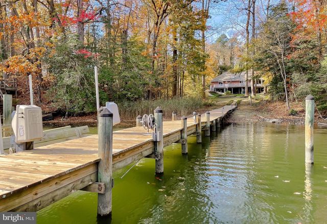 23734 KINGSTON CREEK RD, California, MD 20619