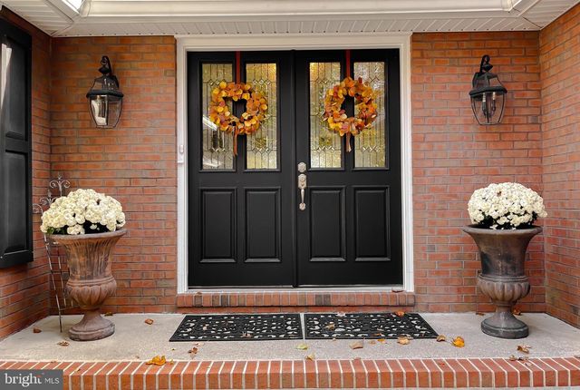 23734 KINGSTON CREEK RD, California, MD 20619