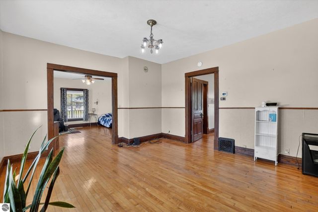 6348 N Pingree Road, Elwell, MI 48832