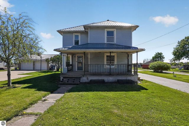 6348 N Pingree Road, Elwell, MI 48832