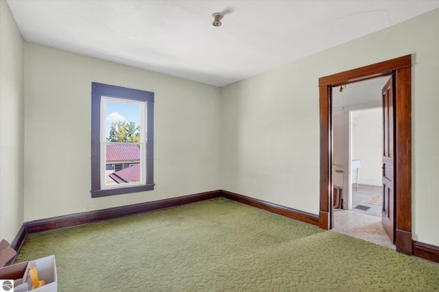 6348 N Pingree Road, Elwell, MI 48832