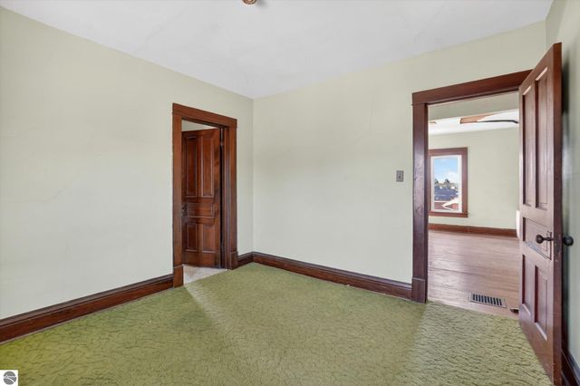 6348 N Pingree Road, Elwell, MI 48832