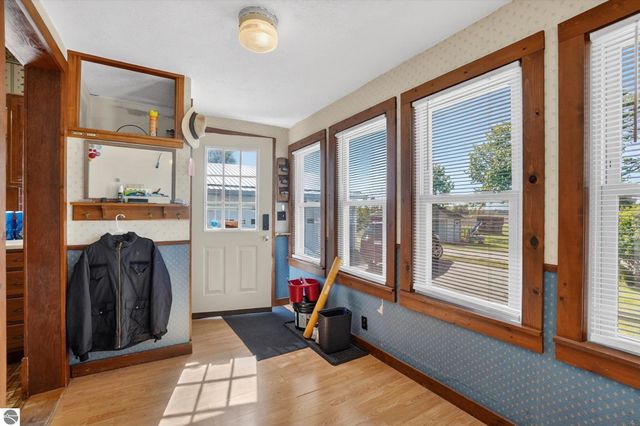 6348 N Pingree Road, Elwell, MI 48832