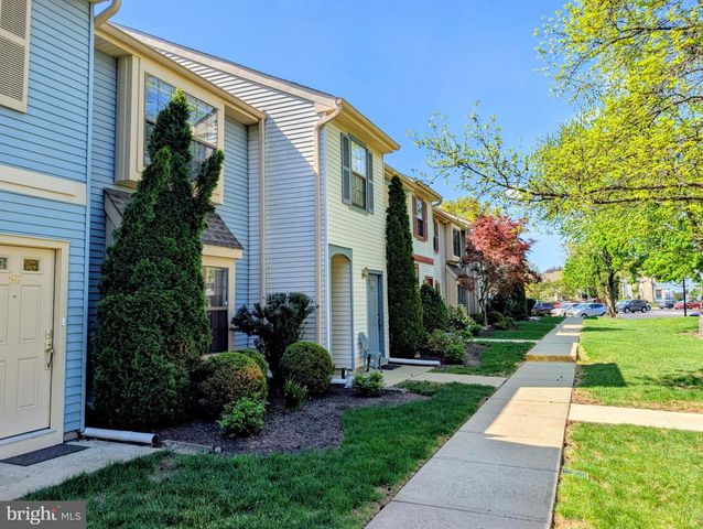 98 WYNDHAM PL, Robbinsville, NJ 08691