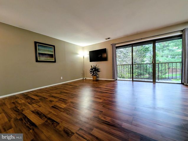 98 WYNDHAM PL, Robbinsville, NJ 08691