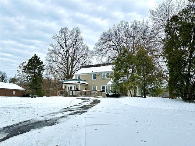 3015 Wilmington Road, Neshannock Twp, PA 16105