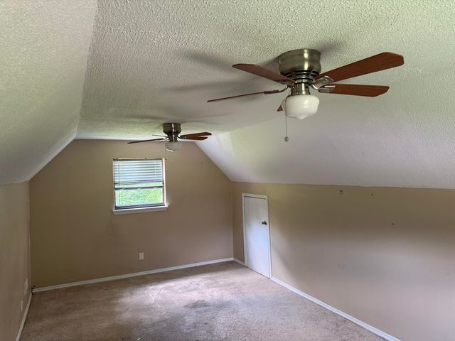 14 Rock Brook Cove, Rossville, GA 30741