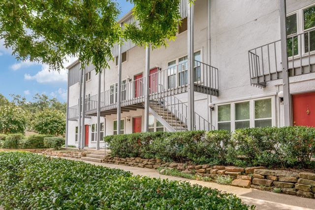 3827 Gilbert Avenue 209, Dallas, TX 75219