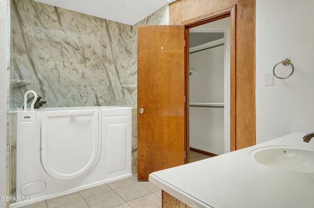 6541 LOMA DE CRISTO Drive, El Paso, TX 79912