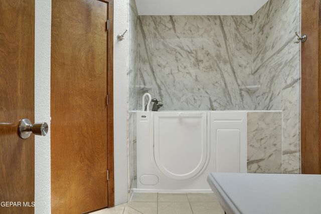 6541 LOMA DE CRISTO Drive, El Paso, TX 79912