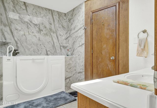 6541 LOMA DE CRISTO Drive, El Paso, TX 79912