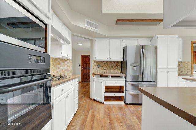 6541 LOMA DE CRISTO Drive, El Paso, TX 79912