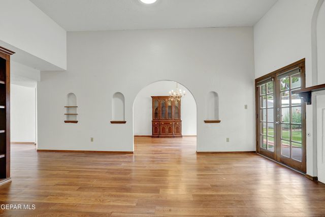 6541 LOMA DE CRISTO Drive, El Paso, TX 79912