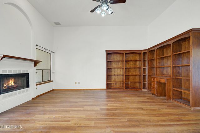 6541 LOMA DE CRISTO Drive, El Paso, TX 79912