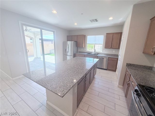 10025 Desert Bighorn Court, Las Vegas, NV 89166