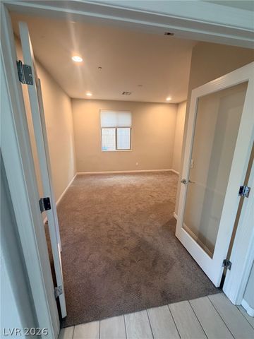 10025 Desert Bighorn Court, Las Vegas, NV 89166