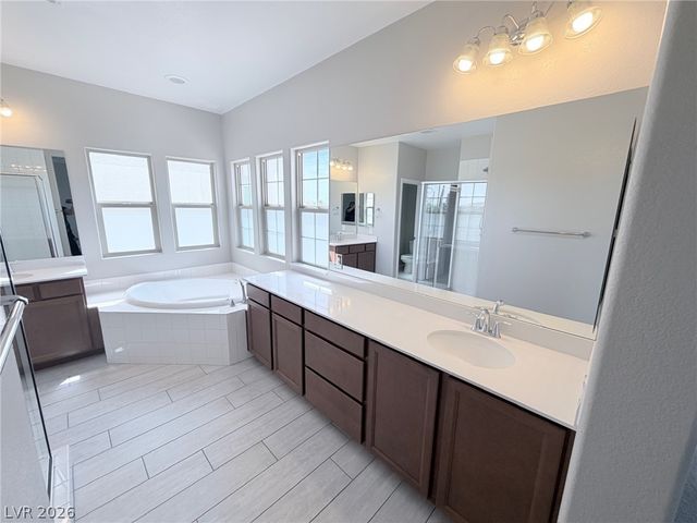 10025 Desert Bighorn Court, Las Vegas, NV 89166