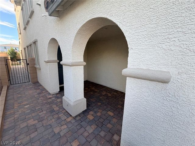 10025 Desert Bighorn Court, Las Vegas, NV 89166