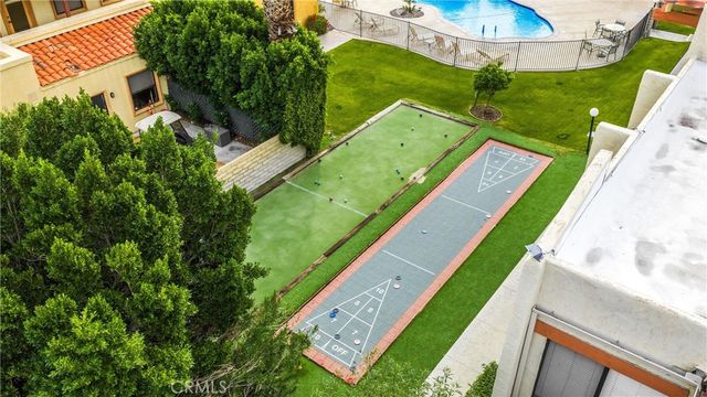 1421 N Sunrise Way 35, Palm Springs, CA 92262