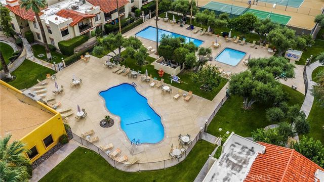 1421 N Sunrise Way 35, Palm Springs, CA 92262