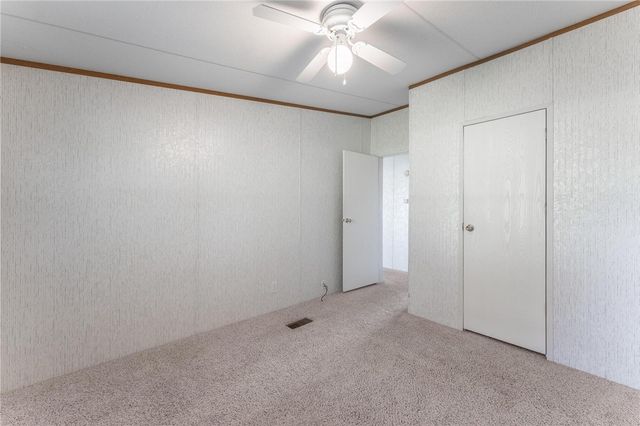 779 Steele Road, Tontitown, AR 72762